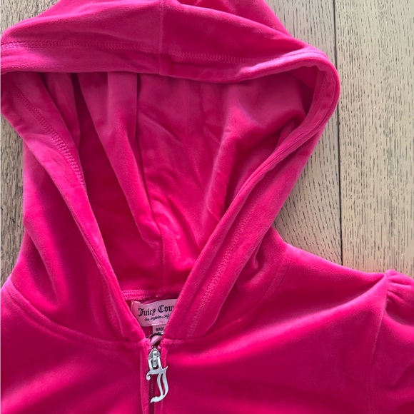 Juicy Couture Pink Velour Jacket & Shorts tracksuit Set with Rhinestones - Picture 14 of 16